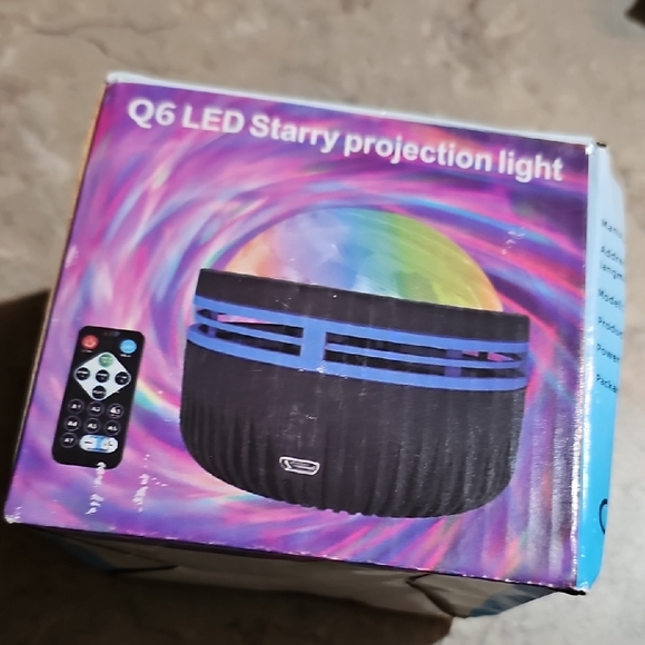 Q6 LED Starry Projection Light - Picture 1 of 2